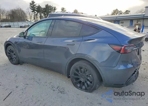 2021 Tesla Model Y z USA, uszkodzony, nr VIN 5YJYGDEE6MF302006